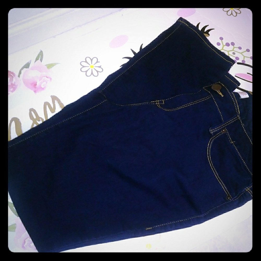 👑Junior Plus Size👑 Straigh Leg Blue Jean